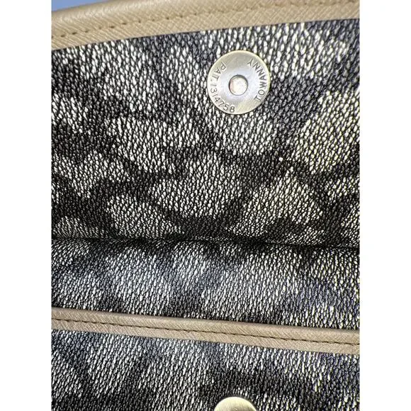 Yves Saint Laurent Clutch Zippy Bag Clutch with Outside Pouch Giraffe Print